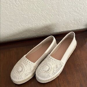 Elegant Cream Crochet Women's Loafers